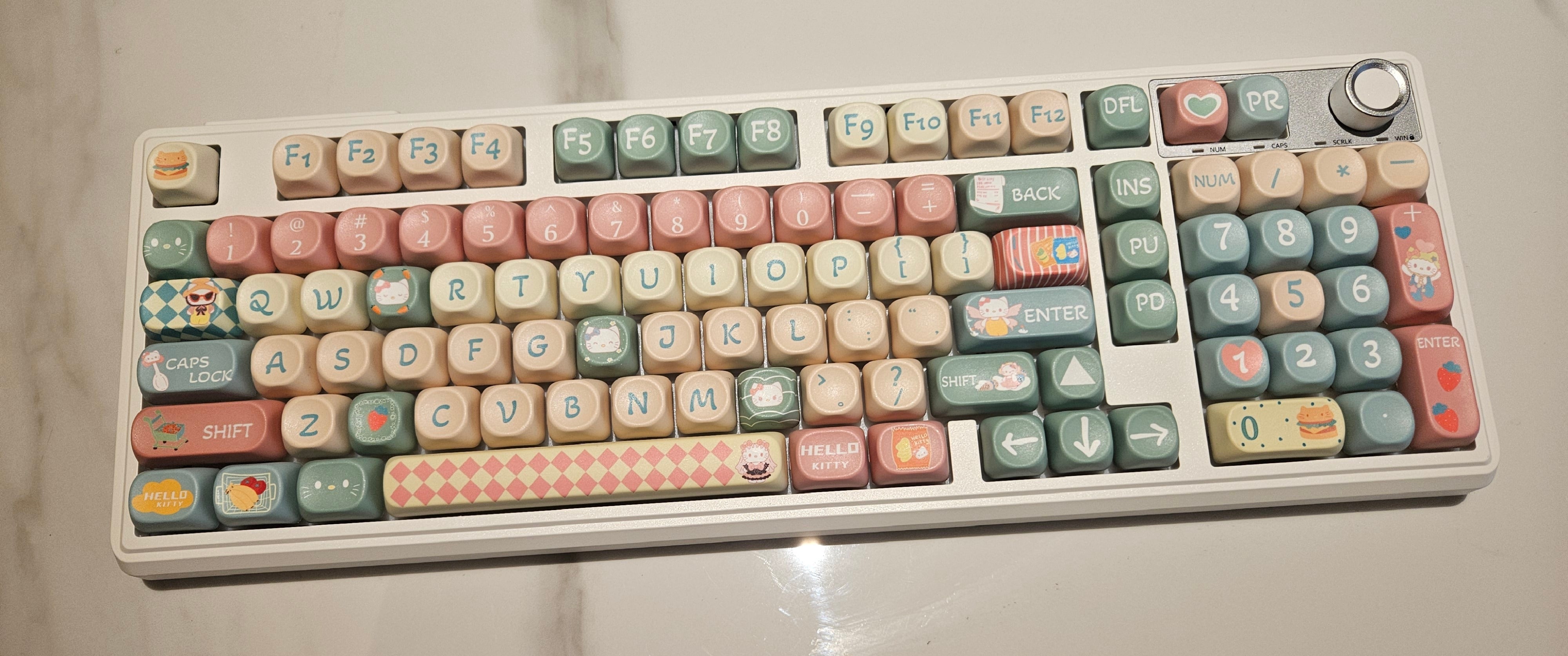 The Berry Bistro Bubble Tap Mechanical Keyboard