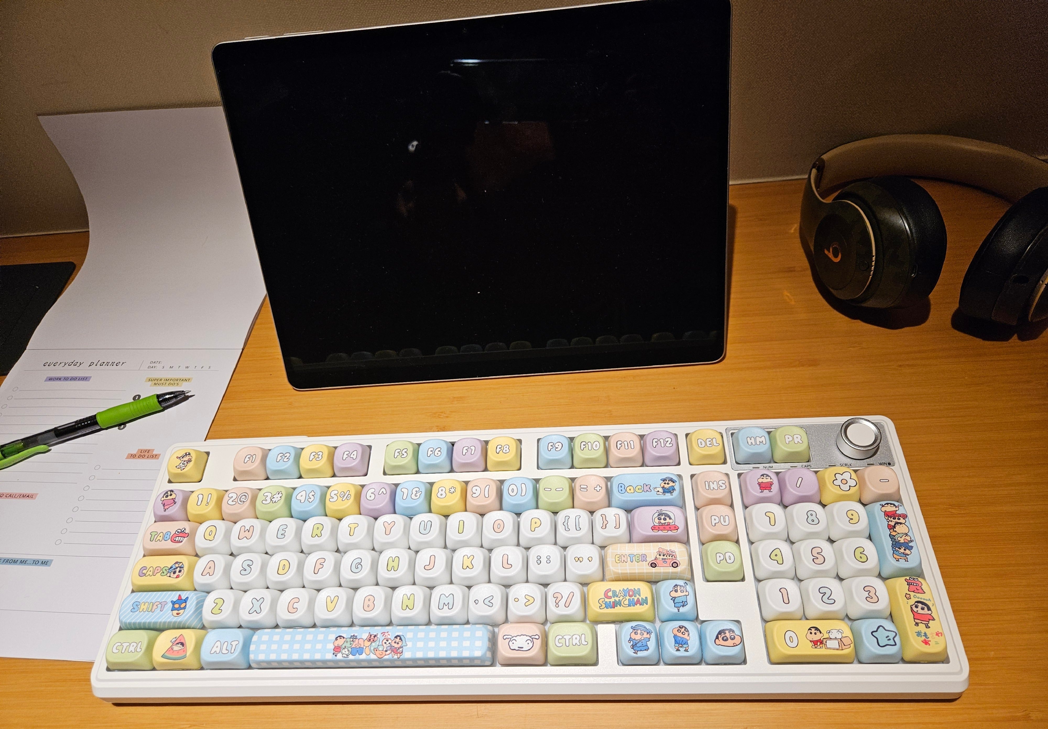 Crayon Shinchan Mechanical Keyboard